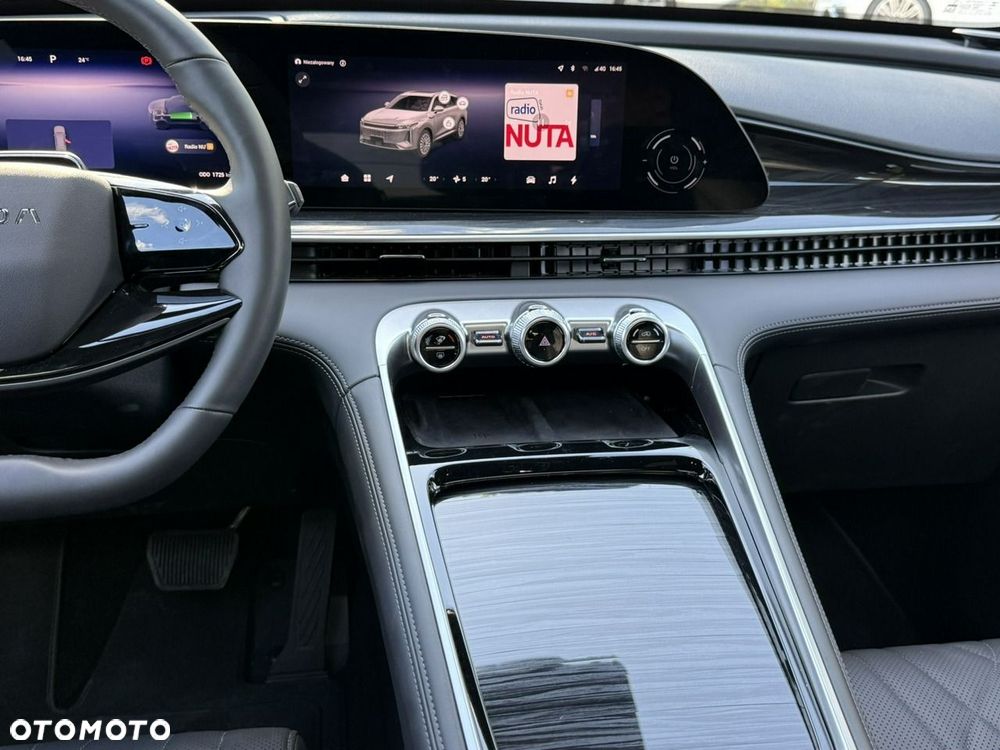 Omoda 9 1.5 Super Hybrid Exclusive AWD - 27