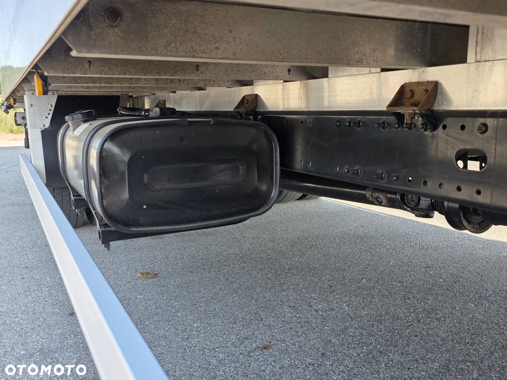 MAN TGL 12.250 / KONTENER / IZOTERMA / WINDA / 2019R / EURO 6 / PEŁEN SERWIS /  6 TON ŁADOWNOŚĆ  / SPROWADZONY / ZADBANY / JAK NOWY /  KSIĄŻKA SERWISOWA / E6 / 17 PALET - 13