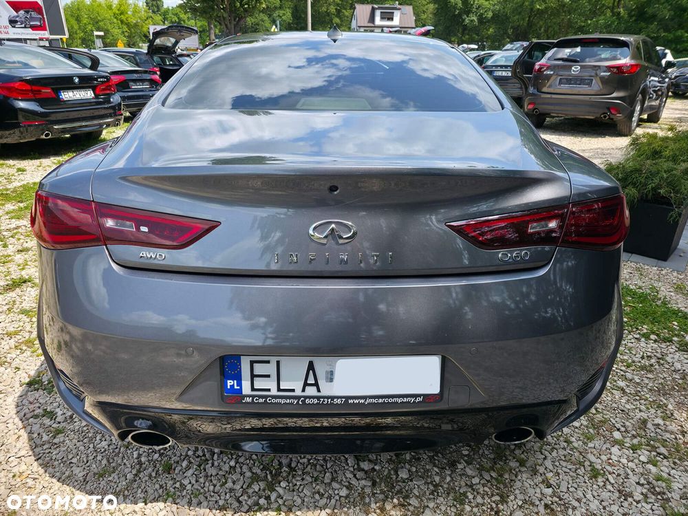 Infiniti Q60 - 8