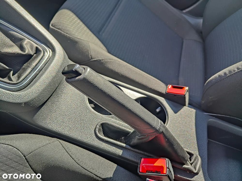 Volkswagen Jetta 2.0 TDI DPF BMT Trendline - 20