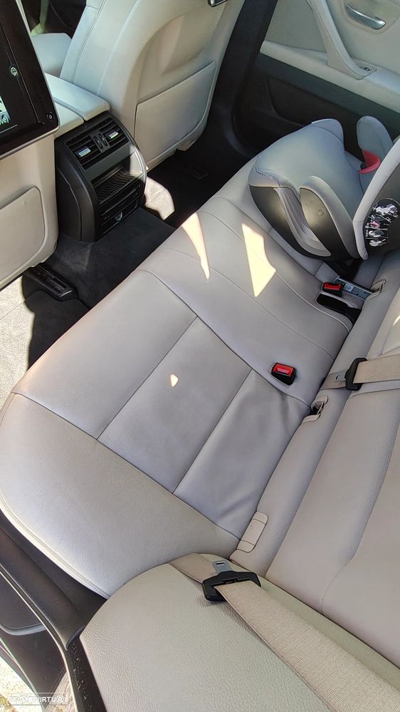 BMW 525 d Pack M Auto - 25