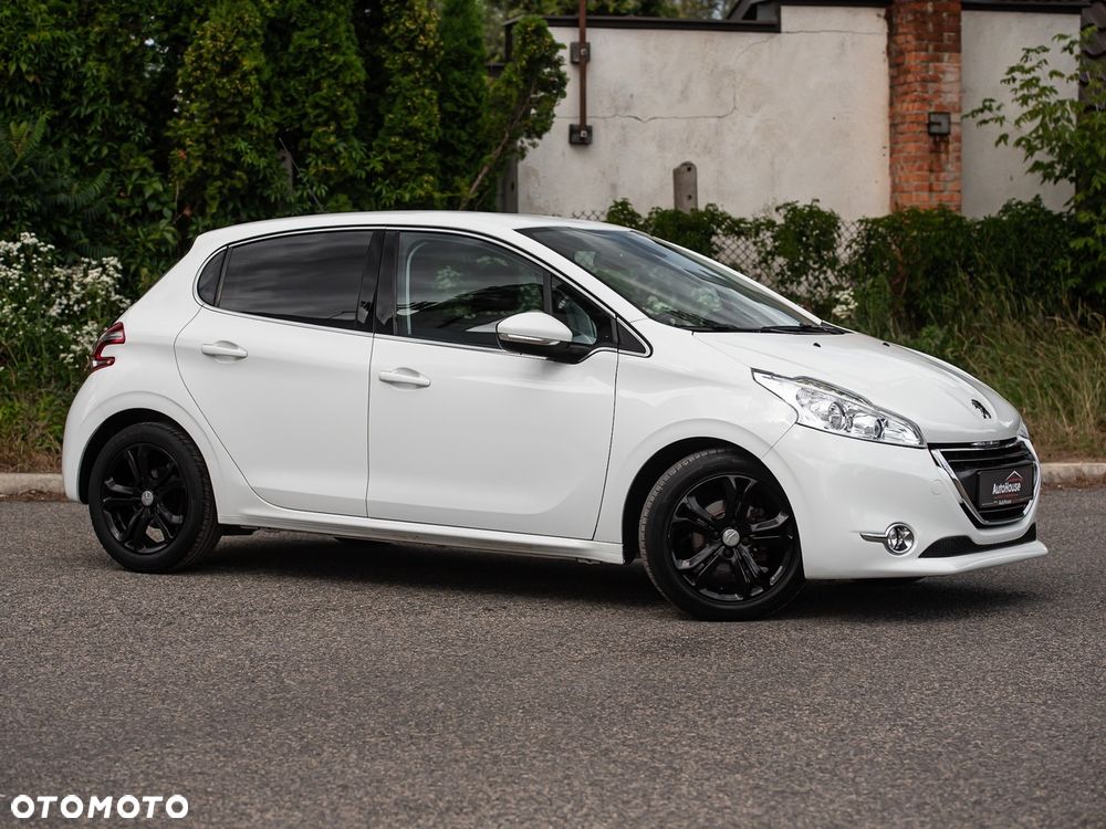 Peugeot 208 120 VTI Intuitive - 3