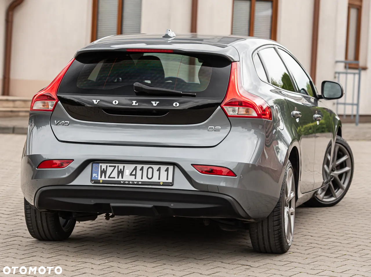 Volvo V40 D2 Drive-E SCR Momentum - 14