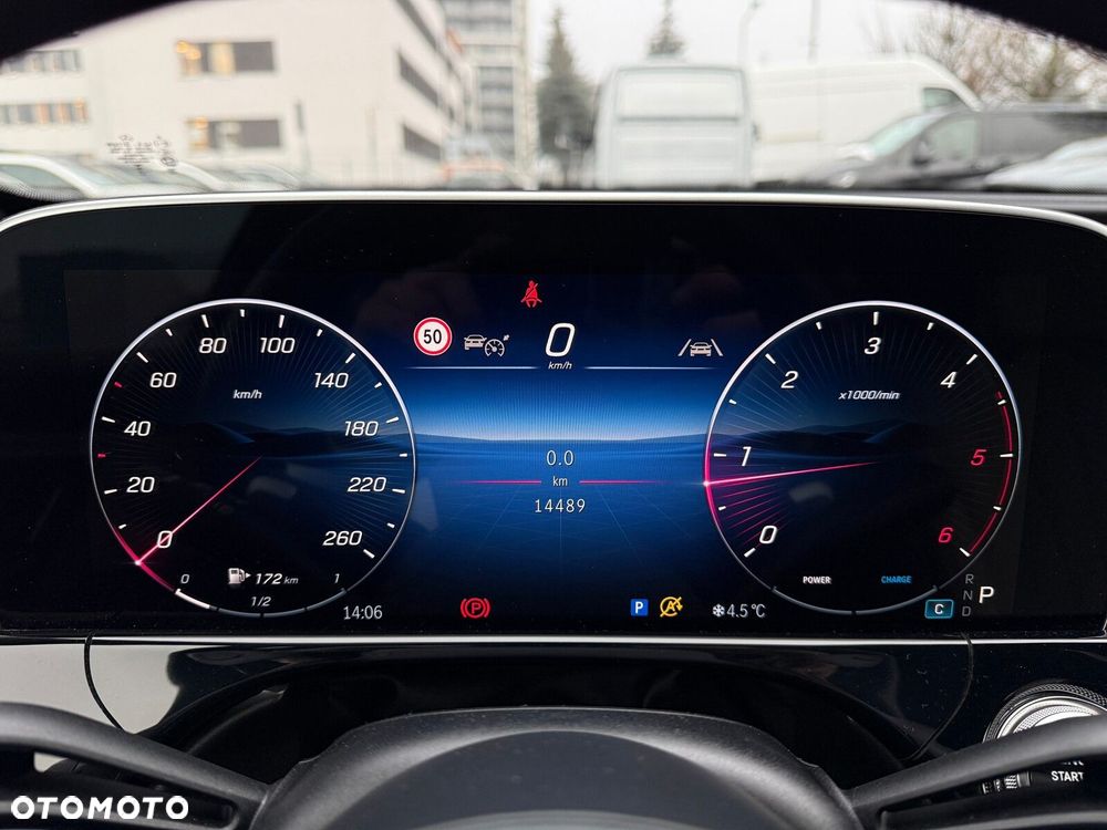 Mercedes-Benz Klasa E - 33