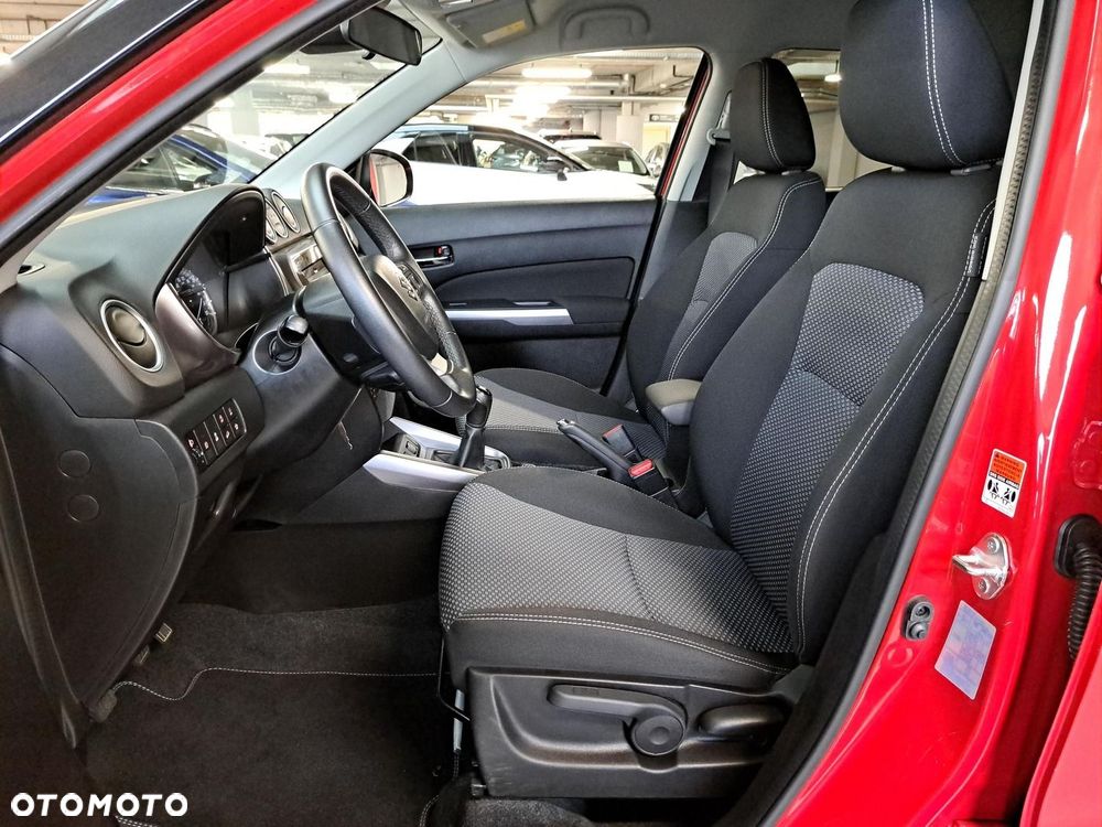 Suzuki Vitara 1.0 Boosterjet Premium 4WD - 10