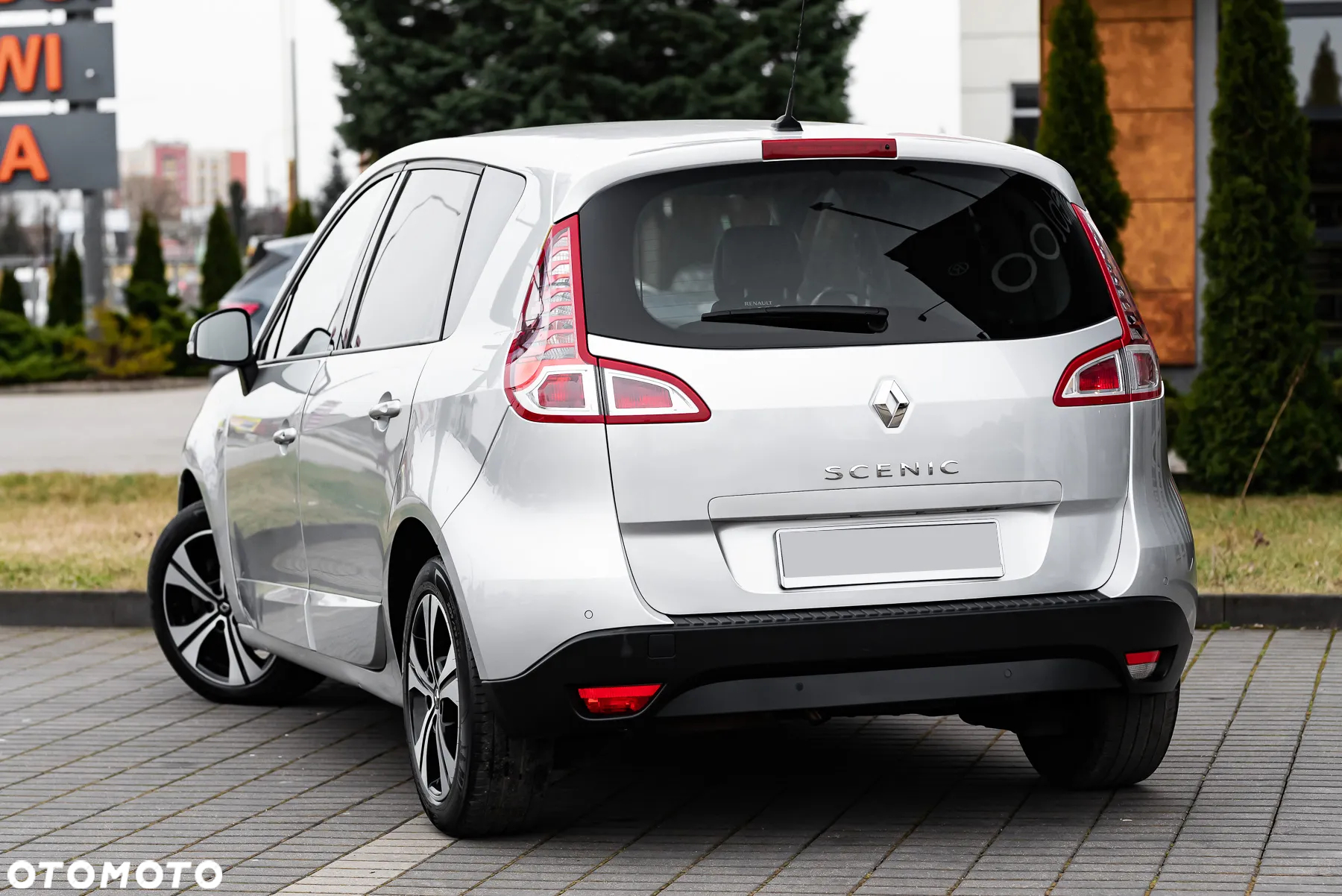 Renault Scenic 2.0 16V 140 CVT Bose Edition - 12