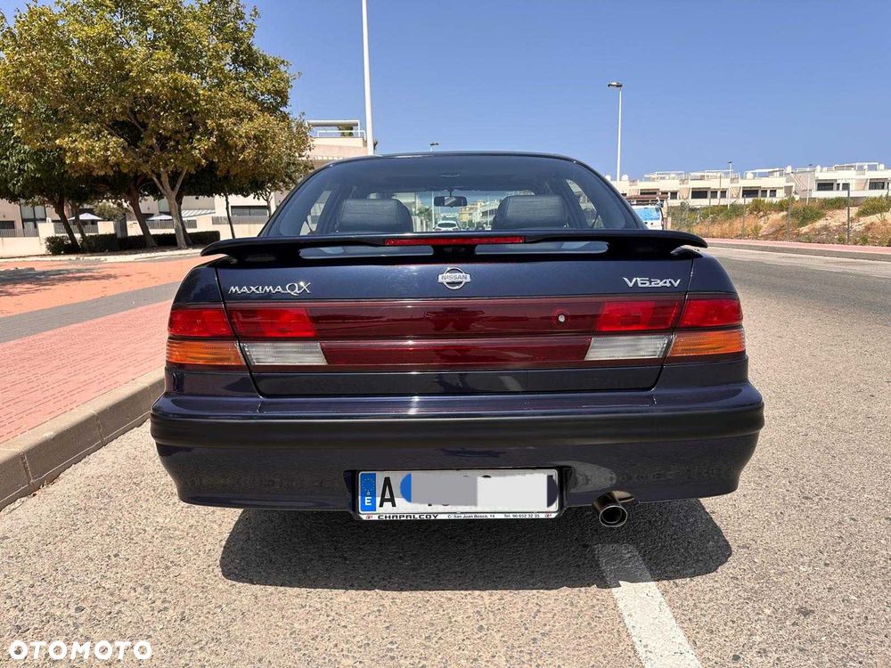 Nissan Maxima - 2