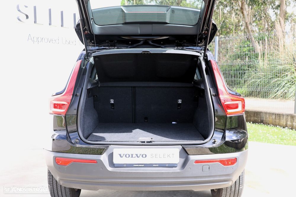 Volvo XC 40 1.5 T2 Momentum Core - 4