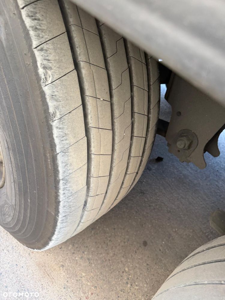 Schmitz Cargobull SKO24 - 2