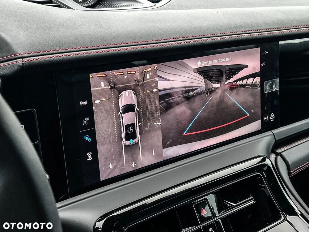 Porsche Panamera - 22