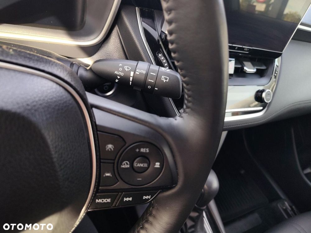 Toyota Corolla Cross - 15