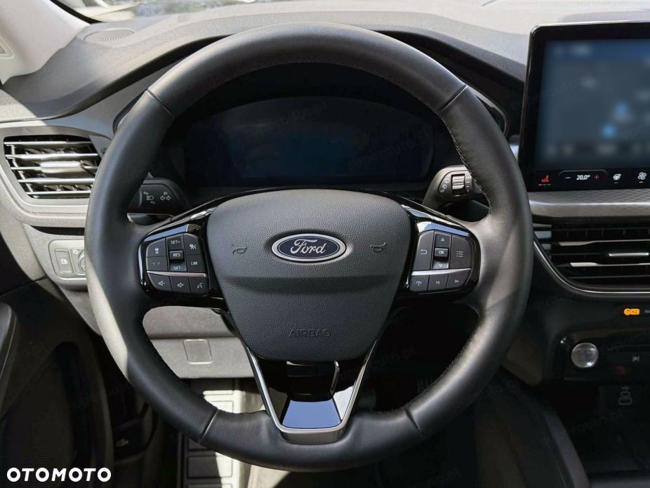 Ford Kuga - 8