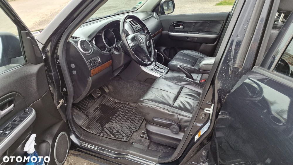 Suzuki Grand Vitara - 10