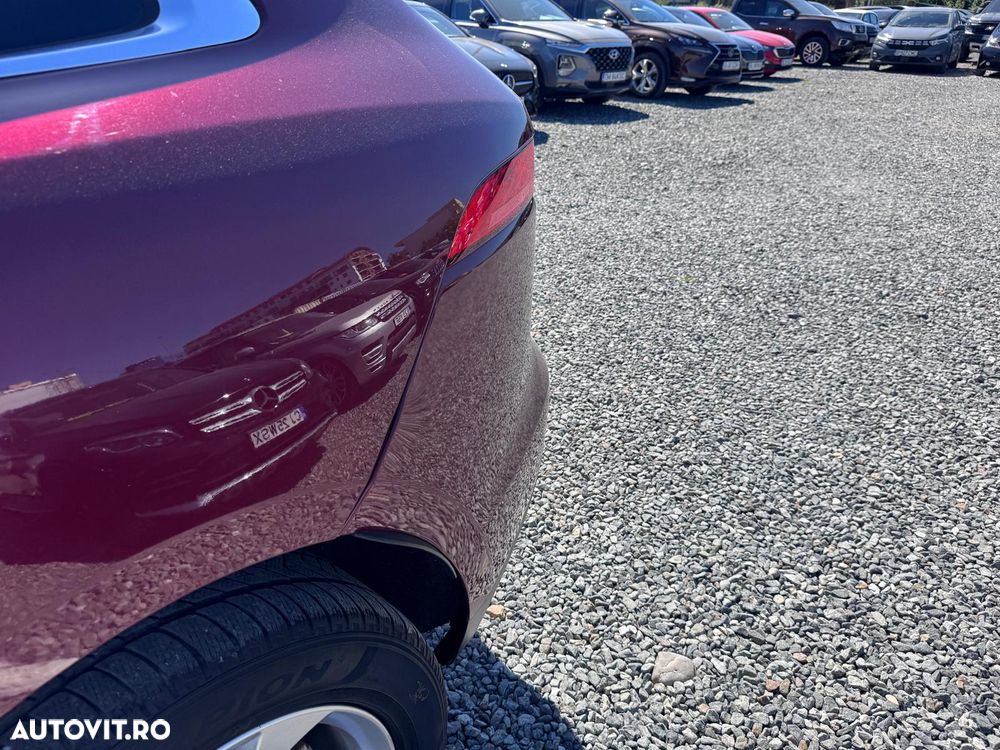 Jaguar F-Pace 20d AWD Aut. Pure - 35