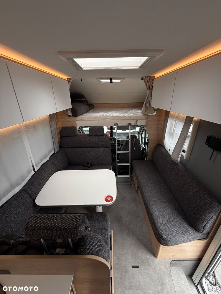 Dethleffs Family XL - 15