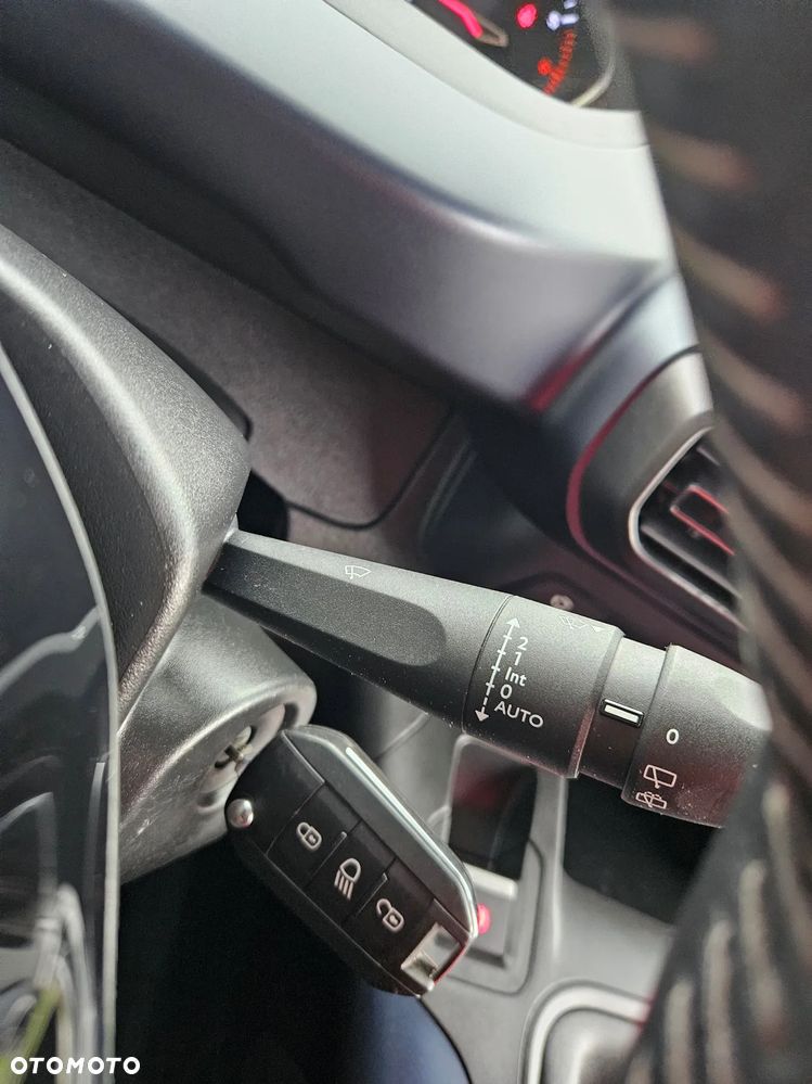 Peugeot Rifter Long 1.5 BlueHDI Allure S&S - 28