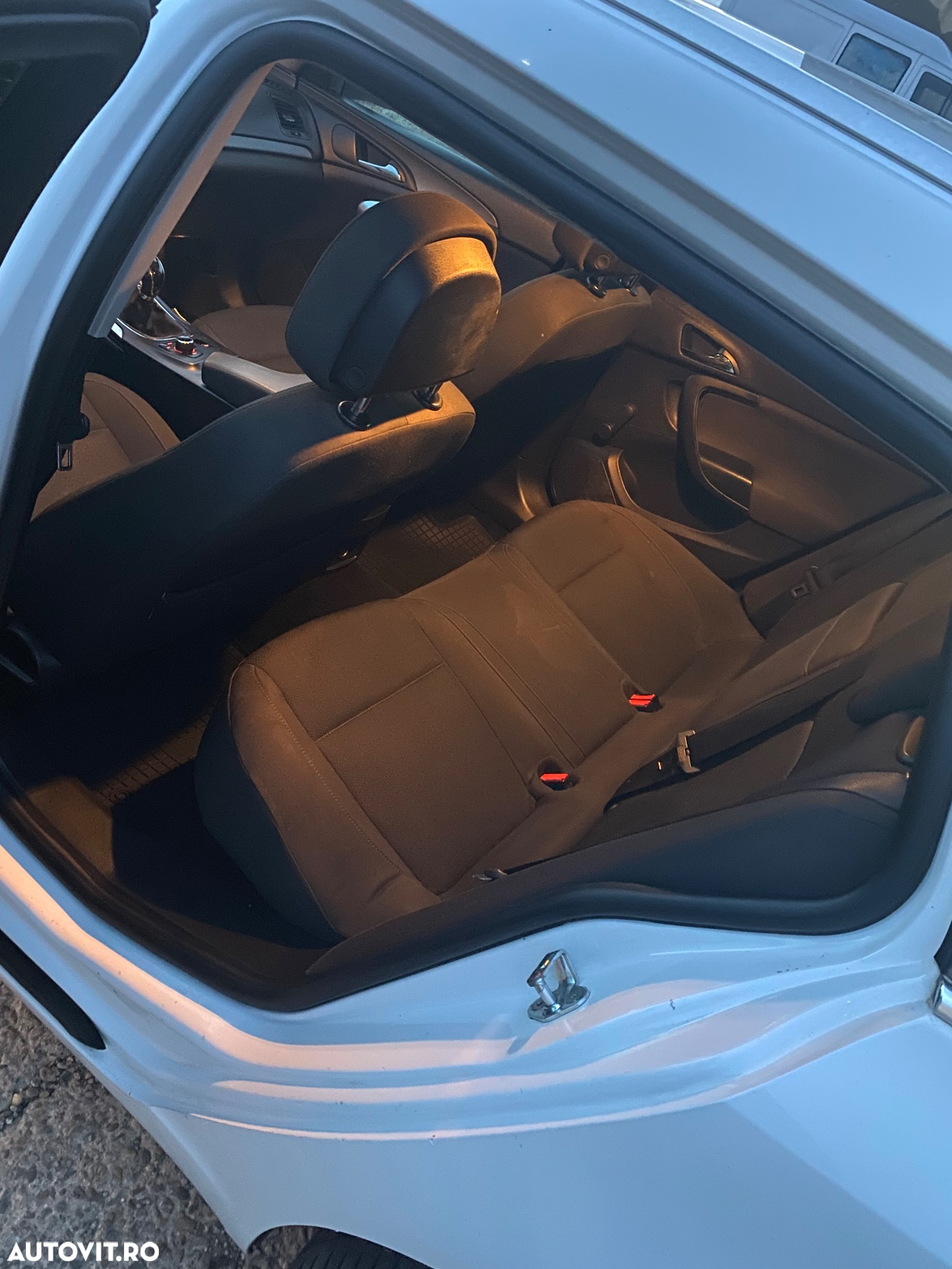 Opel Insignia 2.0 CDTI ecoFLEX Business Edition - 12