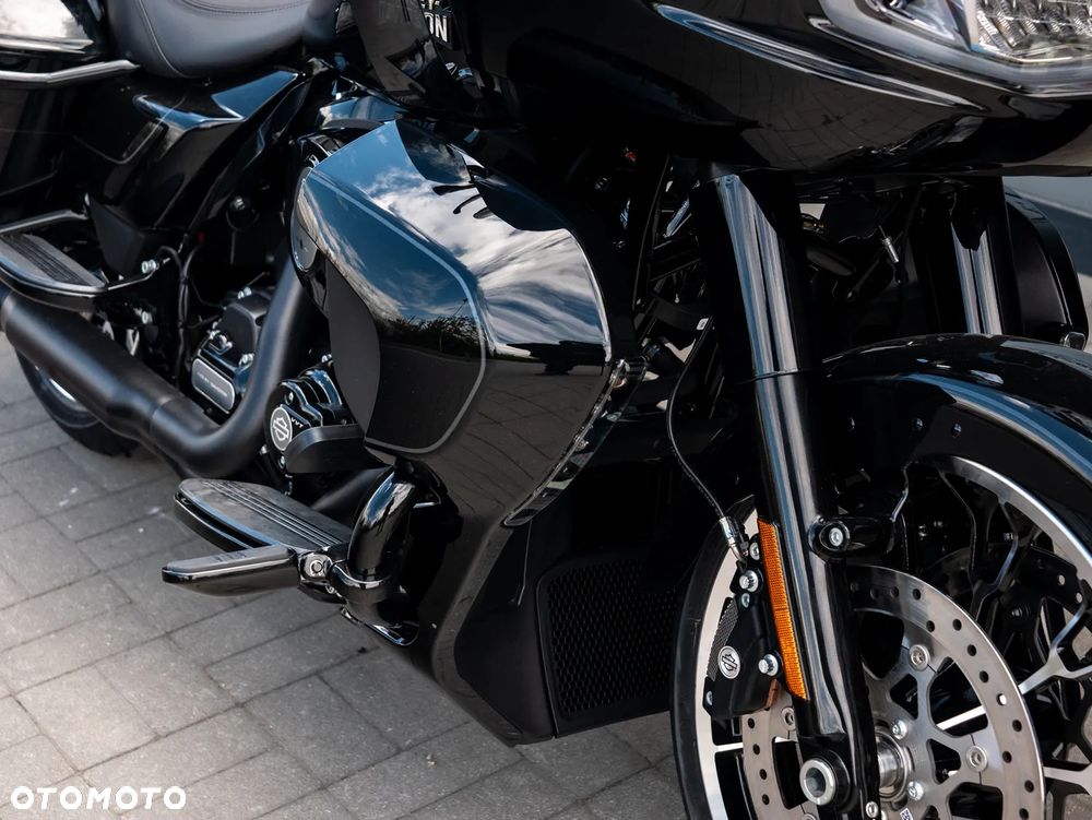 Harley-Davidson Touring Road Glide - 27