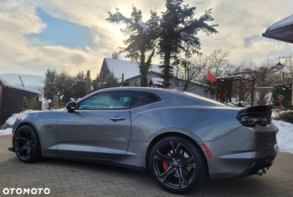 Chevrolet Camaro - 2