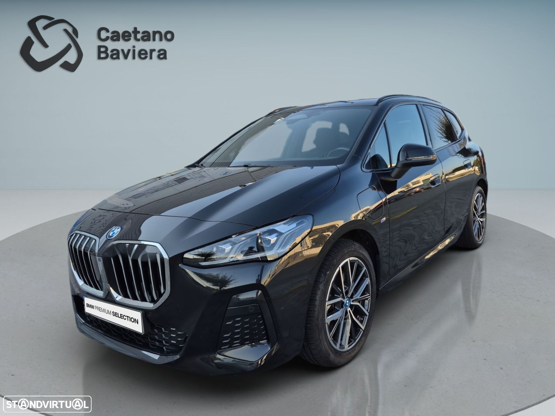BMW 230xe Active Tourer Pack M - 1