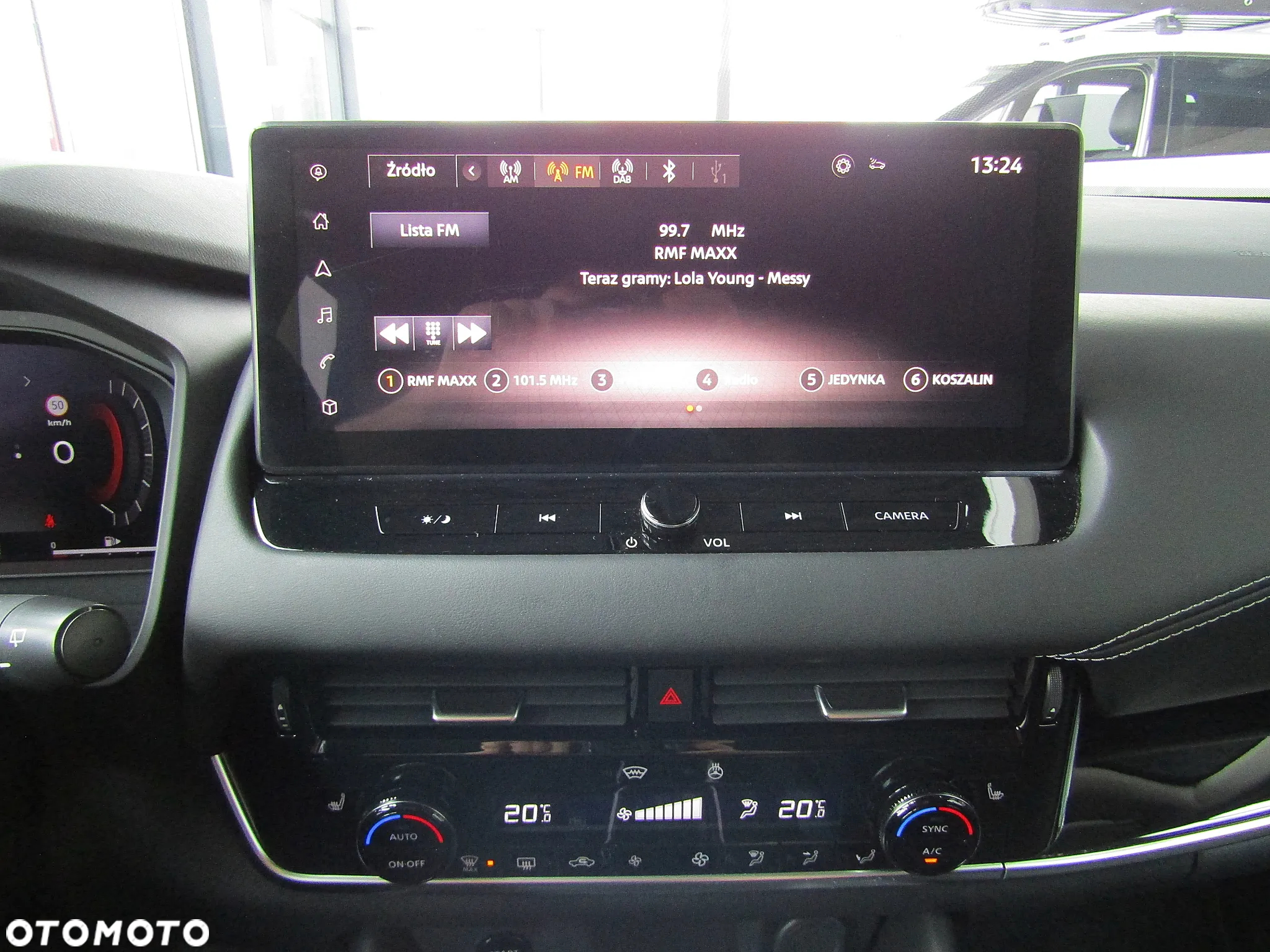 Nissan Qashqai - 24