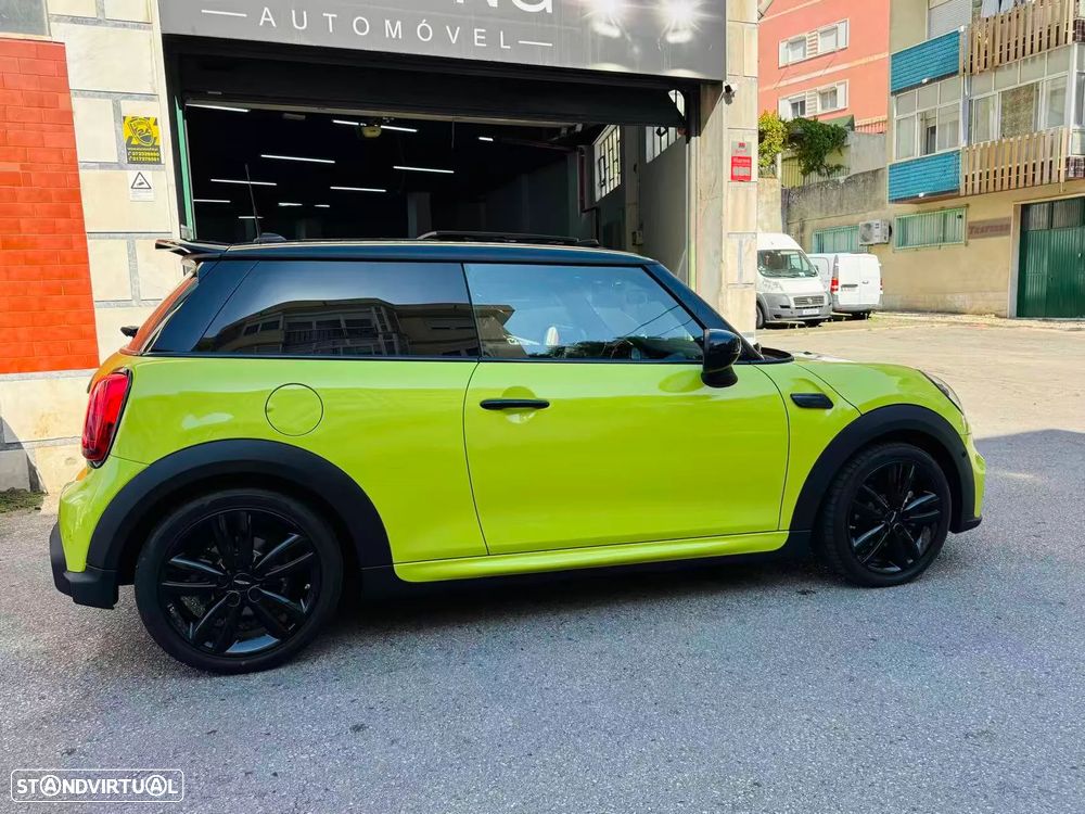 MINI 3 Portas Cooper Premium Extra JCW Auto - 2