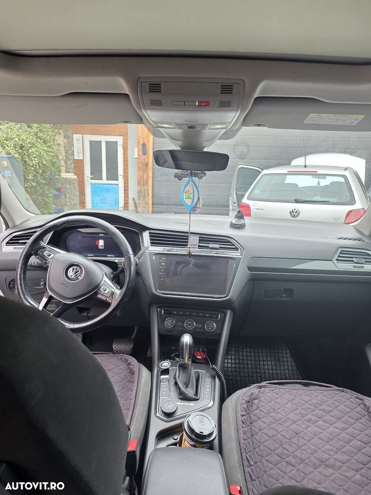 Volkswagen Tiguan - 6