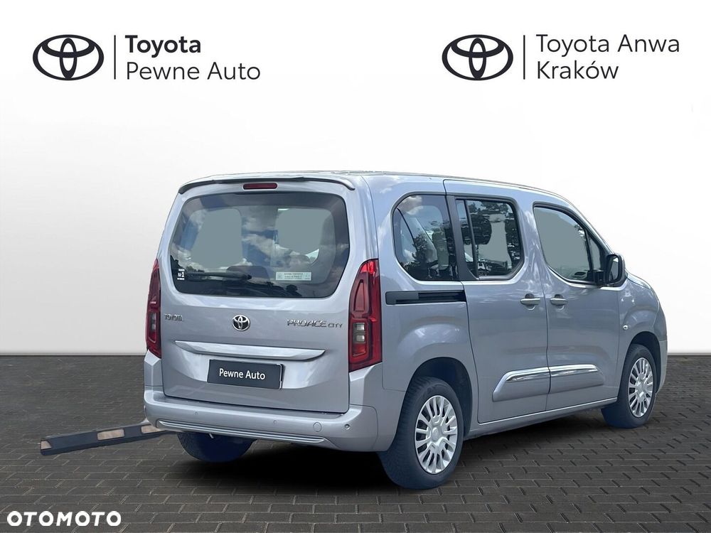 Toyota Proace City Verso 1.5 D-4D Business - 4