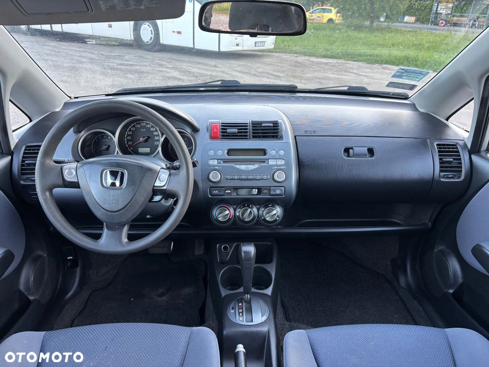 Honda Jazz 1.4 CVT LS - 19