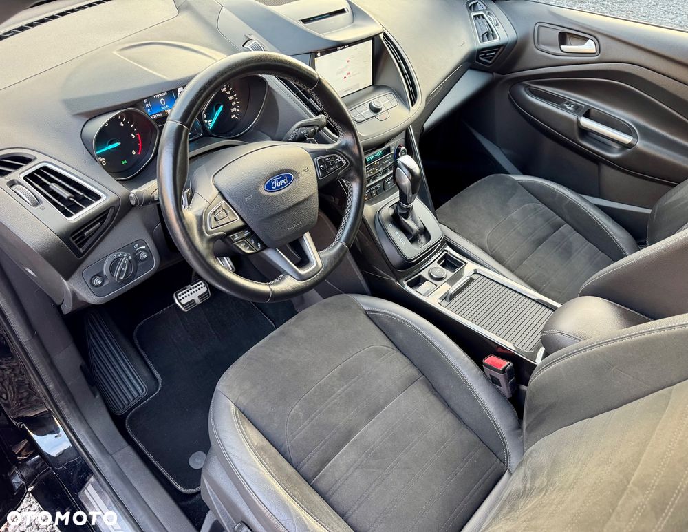 Ford Kuga 2.0 TDCi 4x4 ST-Line - 10