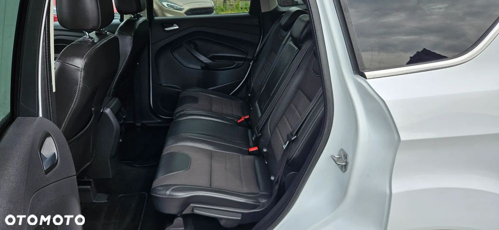 Ford Kuga 2.0 TDCi FWD Titanium - 26