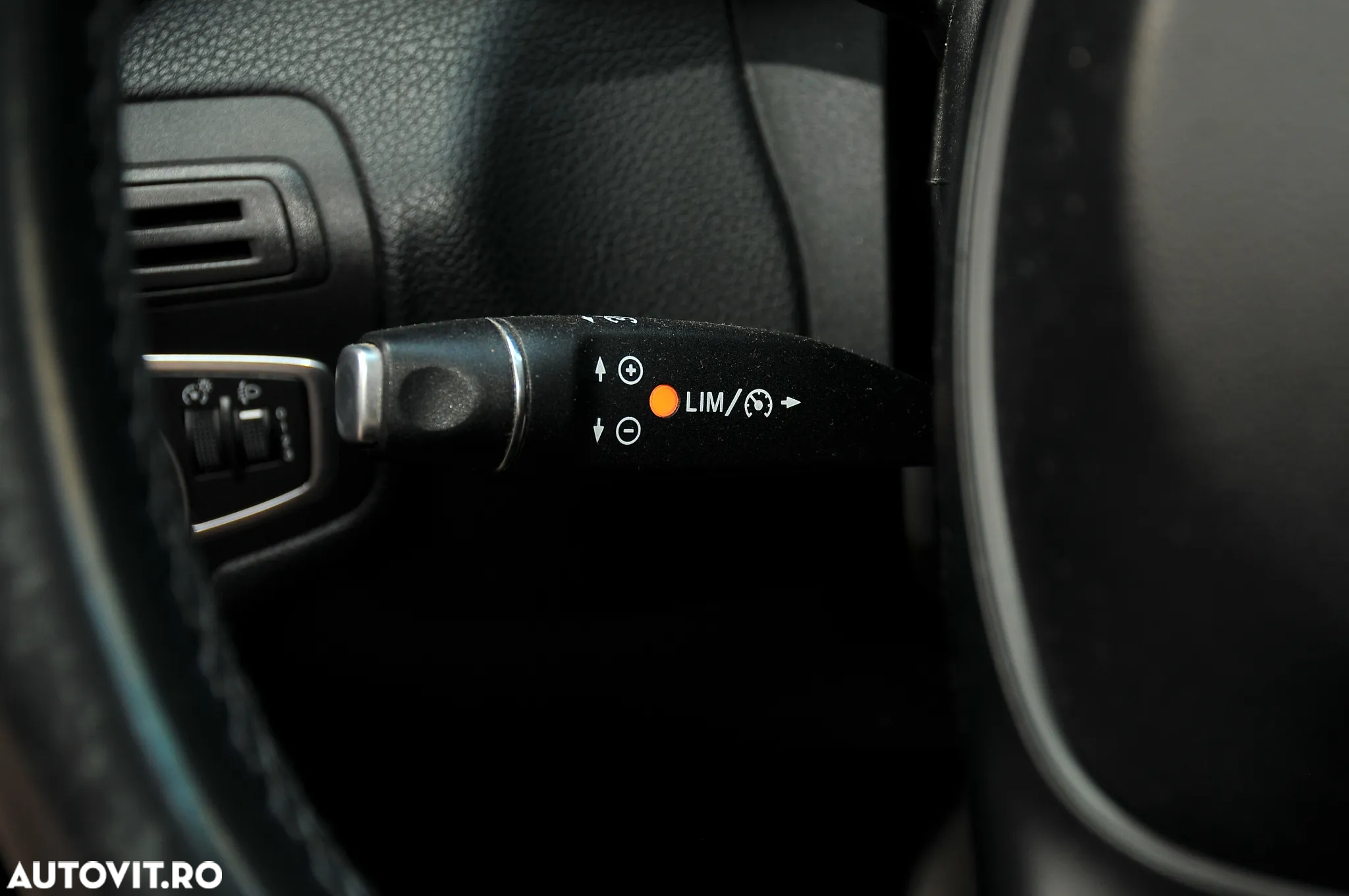 Mercedes-Benz C 220 d T 9G-TRONIC Avantgarde - 25