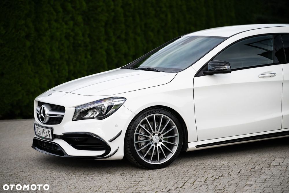 Mercedes-Benz CLA - 16