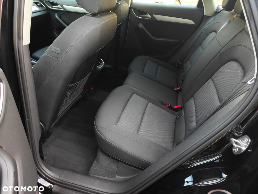 Audi Q3 2.0 TDI Design - 23