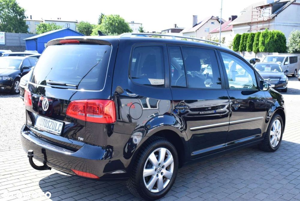 Volkswagen Touran - 10