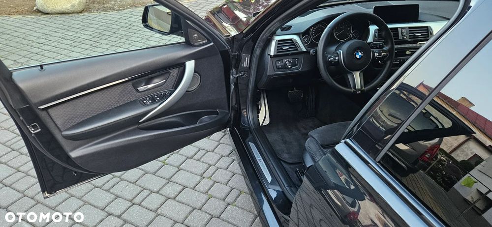 BMW Seria 3 320d xDrive Edition M Sport Shadow - 11