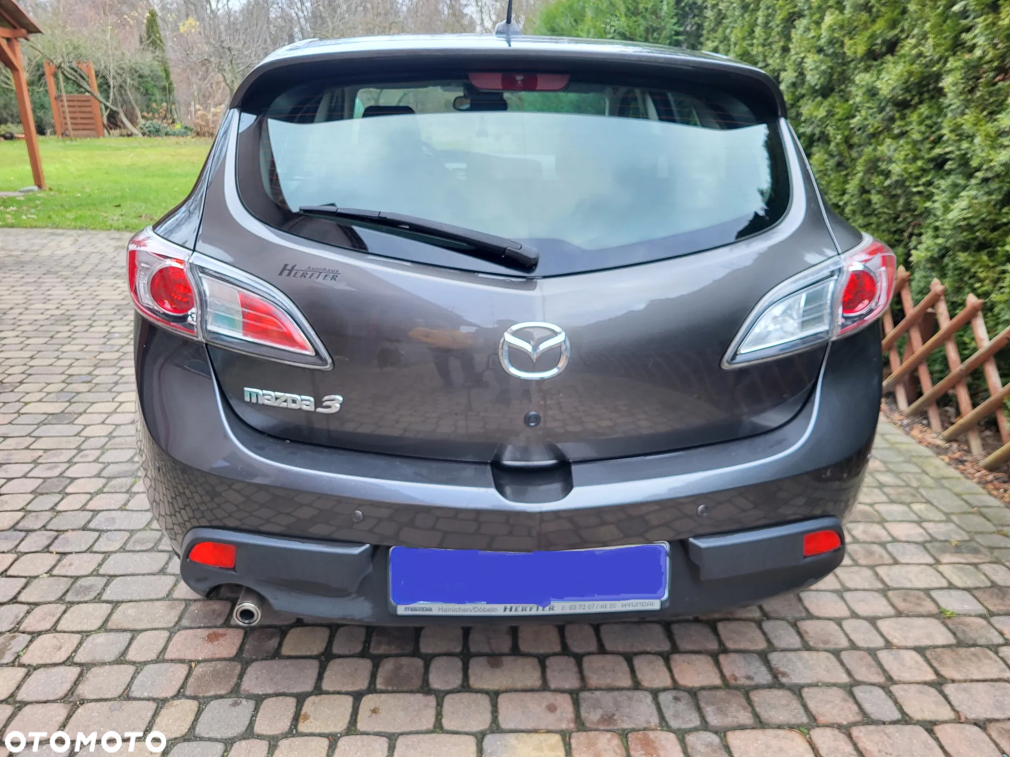 Mazda 3 1.6 Exclusive + - 5