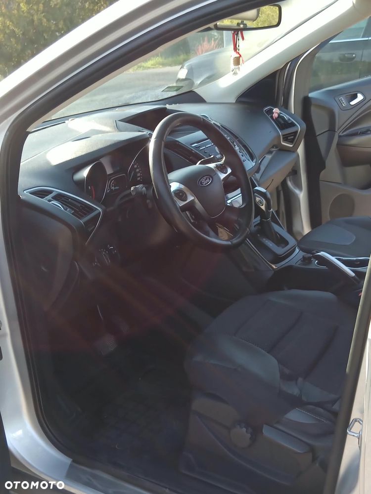 Ford Kuga 2.0 TDCi 4WD Trend - 6
