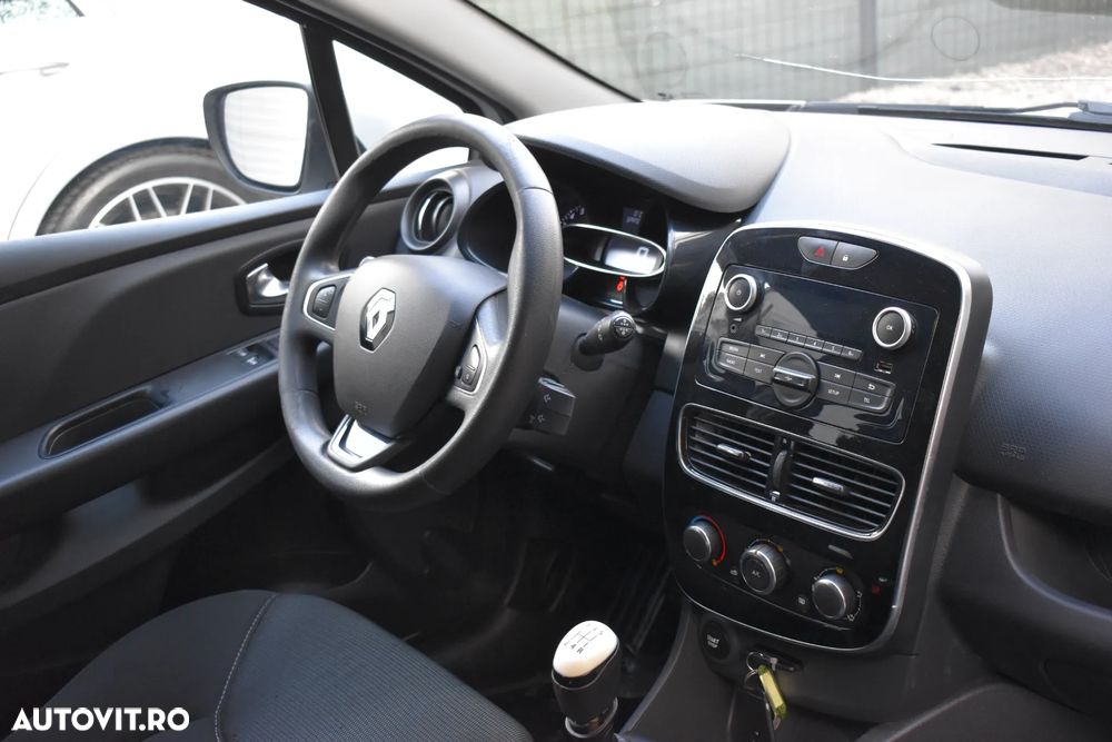 Renault Clio (Energy) TCe 90 Start & Stop INTENS - 11