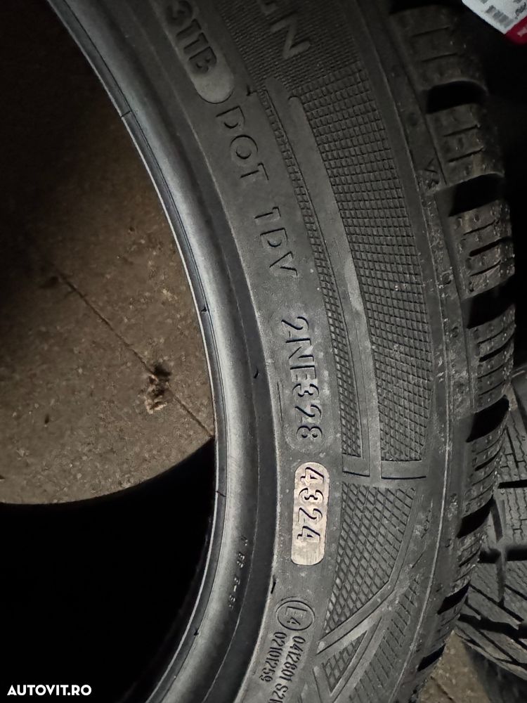 Vând set anvelope 225/45/18-255/40/18 vredestein de iarnă noi - 5