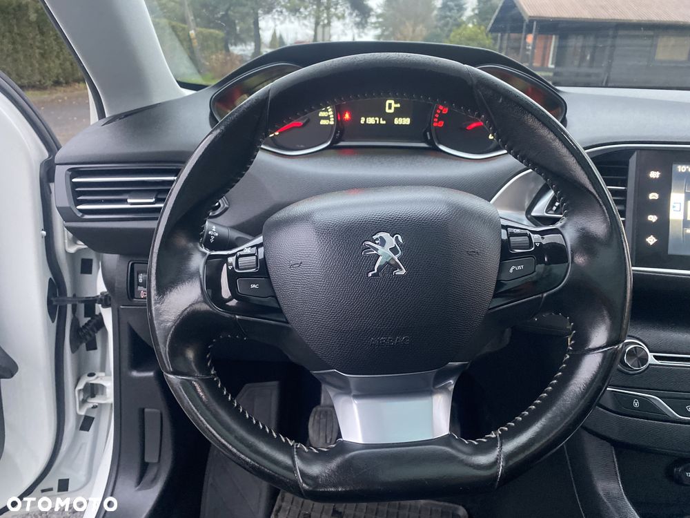 Peugeot 308 BlueHDi FAP 120 Stop&Start Allure - 13