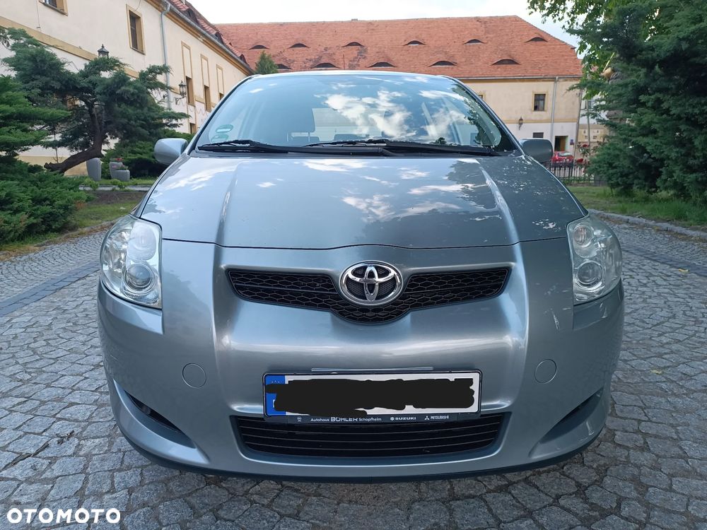 Toyota Auris 2.0 D-4D Edition - 3
