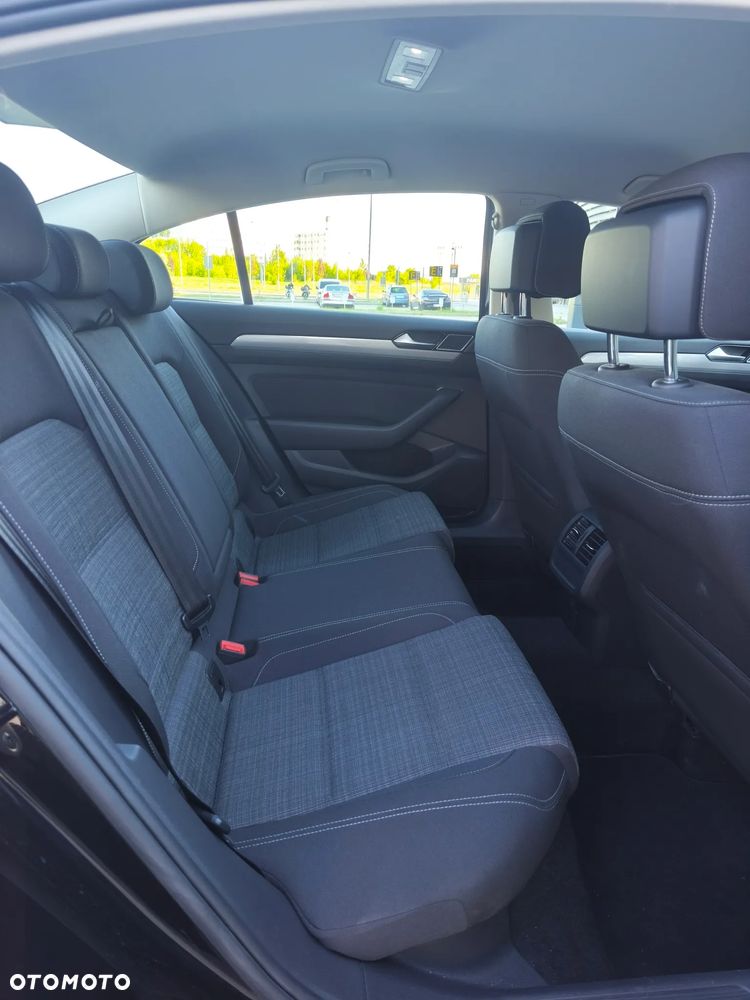 Volkswagen Passat 1.5 TSI EVO Business DSG - 25