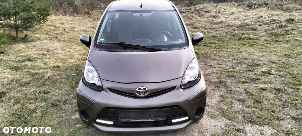 Toyota Aygo x-pose - 12