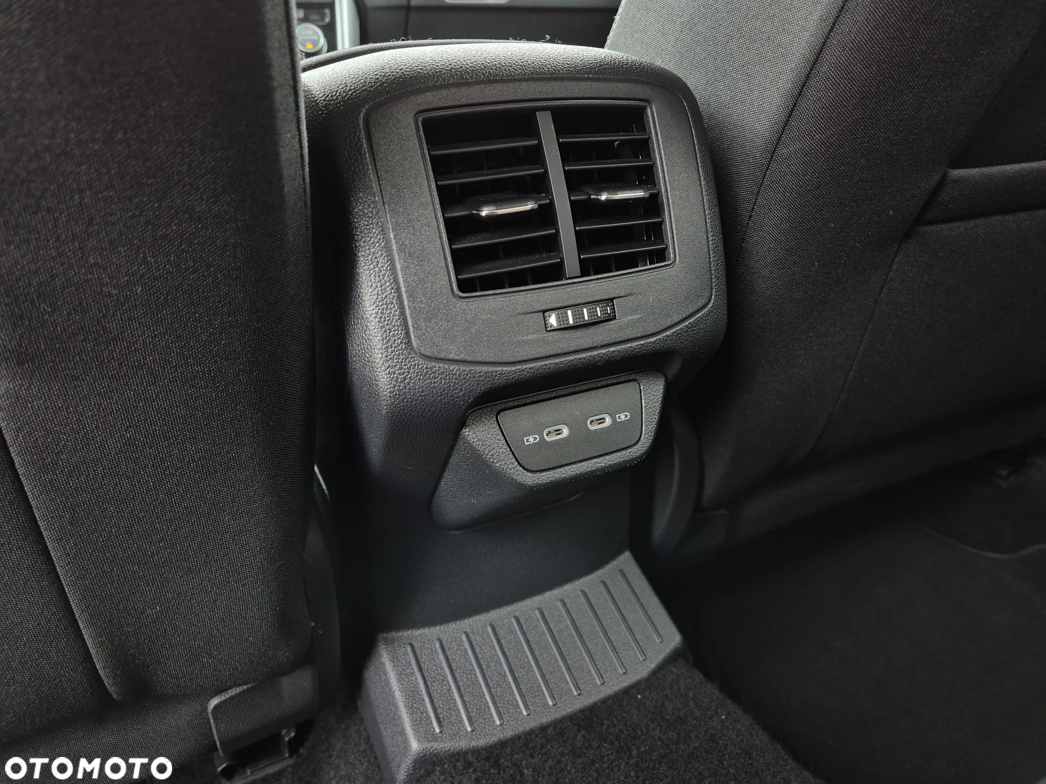Volkswagen T-Roc 1.0 TSI Active - 14