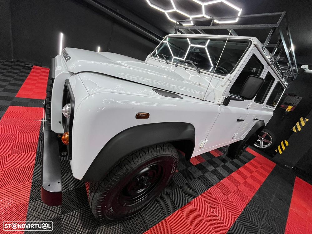 Land Rover Defender 110 DPF SE - 2