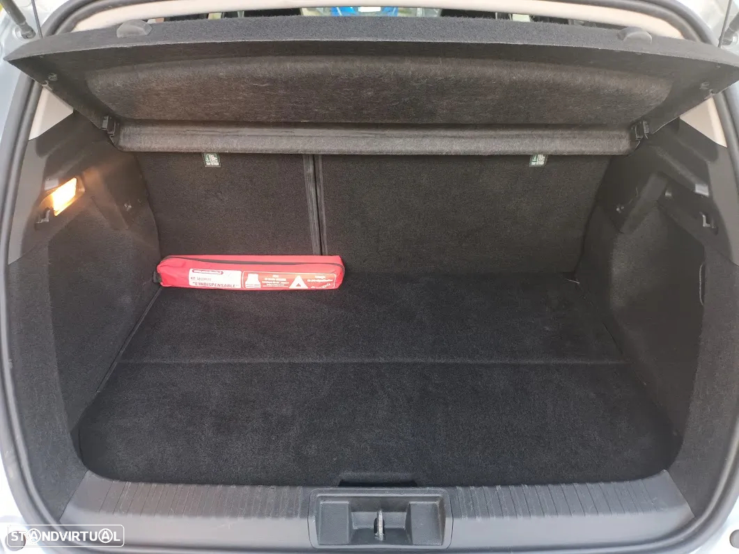 Renault Captur 1.6 E-Tech Plug-In Intens - 42