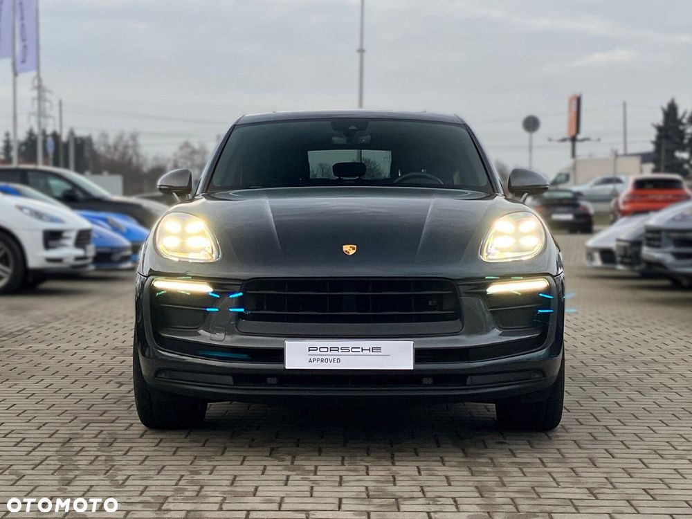 Porsche Macan - 16