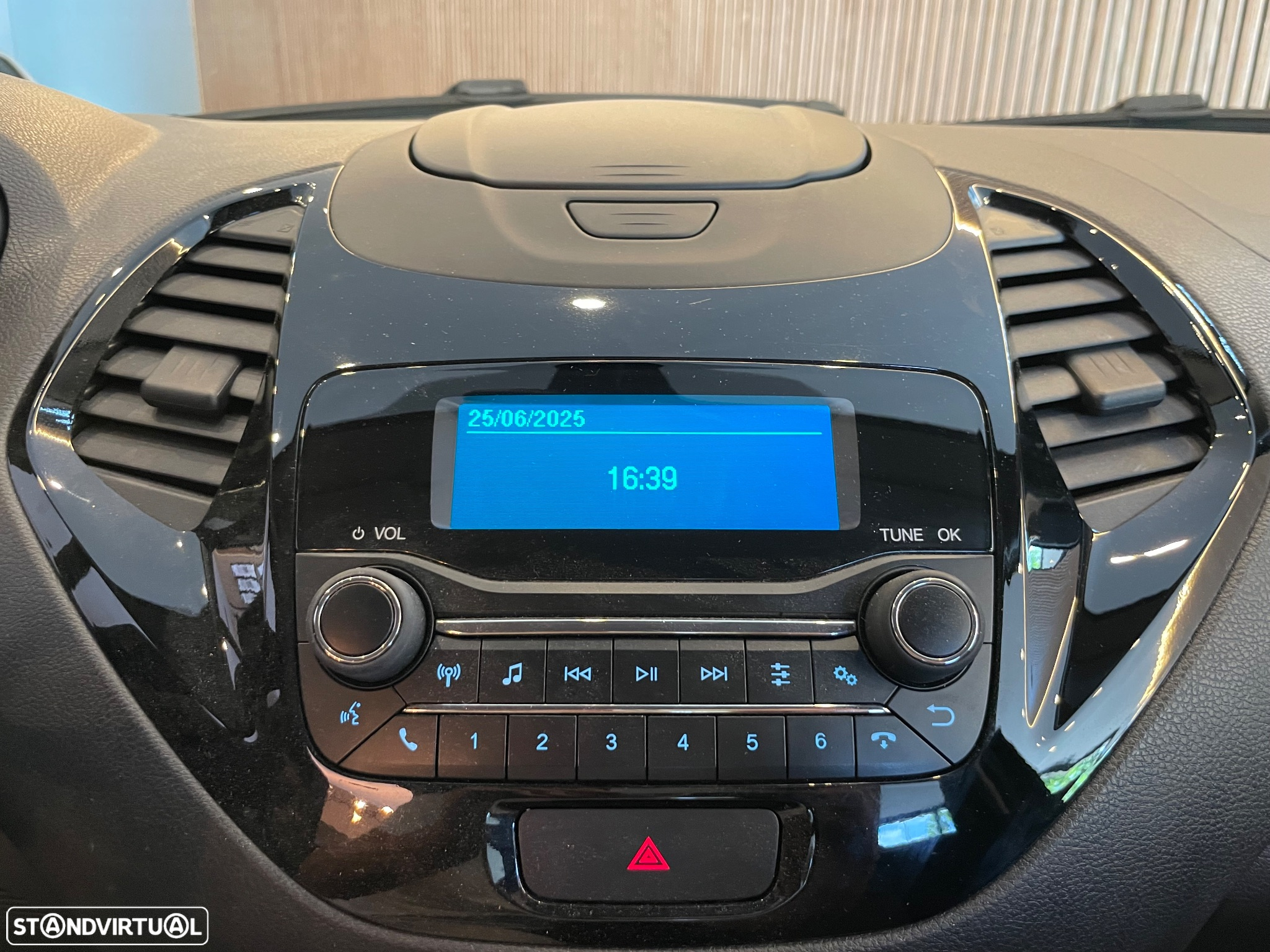 Ford KA+ 1.2 Ti-VCT Ultimate - 9