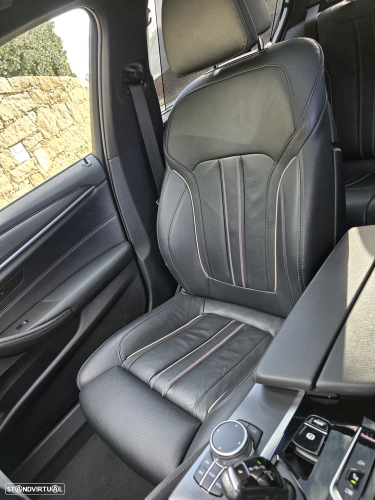 BMW 530 e Pack Desportivo M - 33